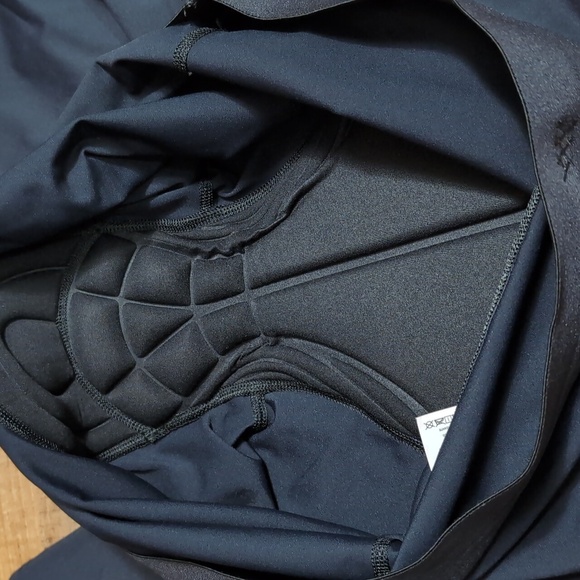 Rhone Padded Bicycle Cycling Shorts Size XL in Black - Picture 9 of 9